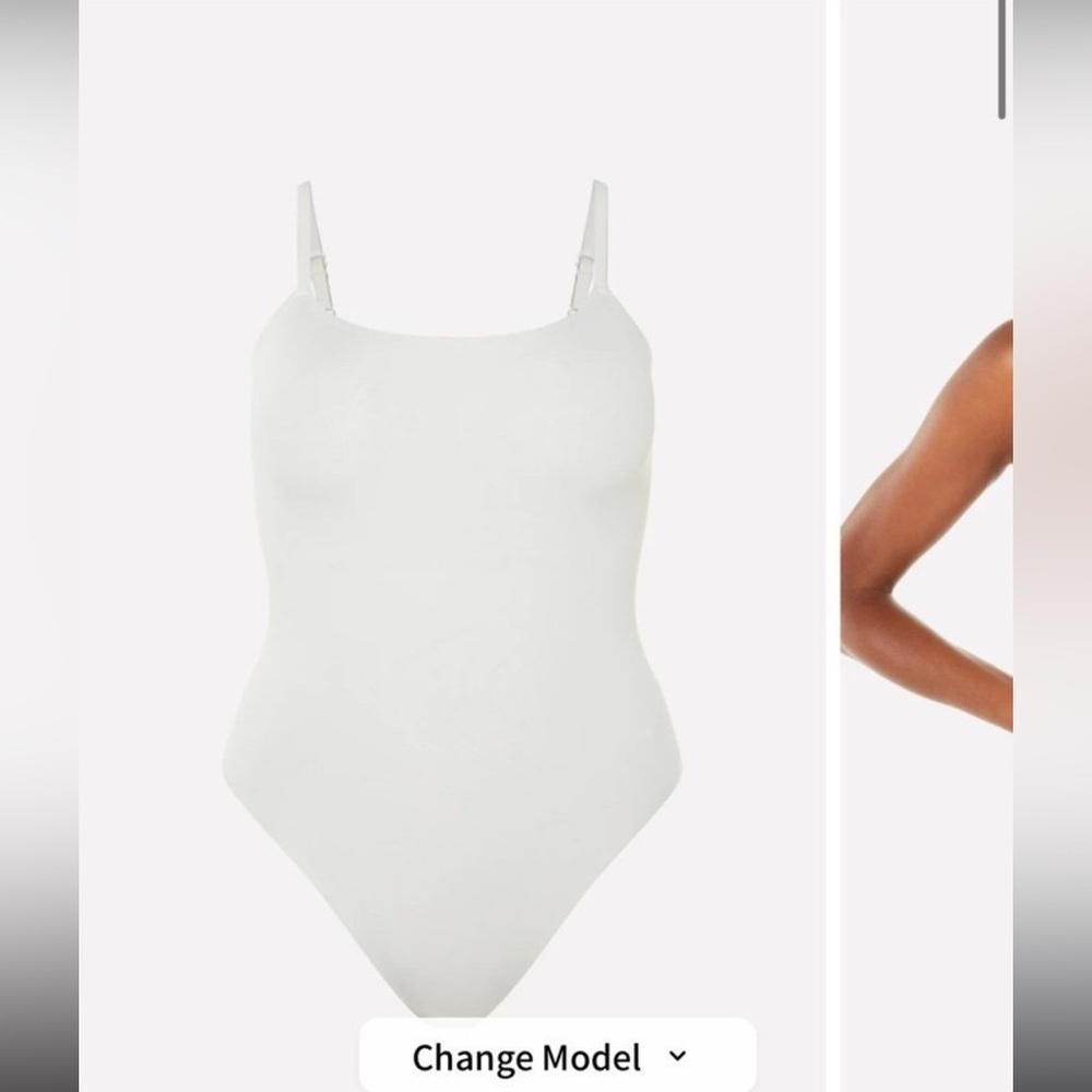 Fabletics Yitty Smoothed Reality Square Neck Bodysuit xl